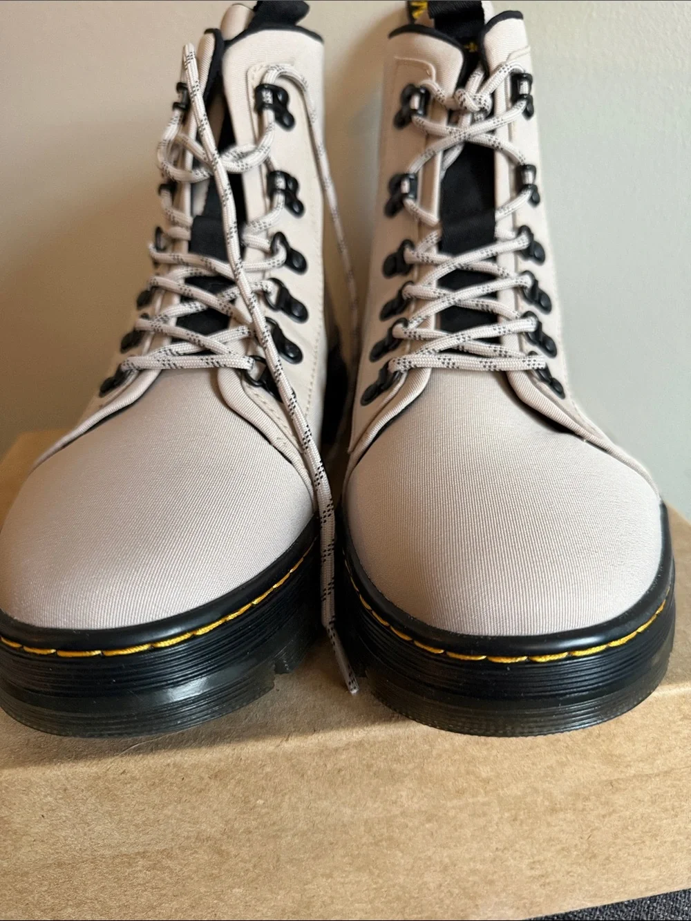Dr Martens-Tan Combat Boots Men USA 9